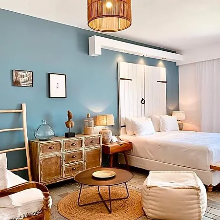 Caesars Gardens & - Adults Only Hotel